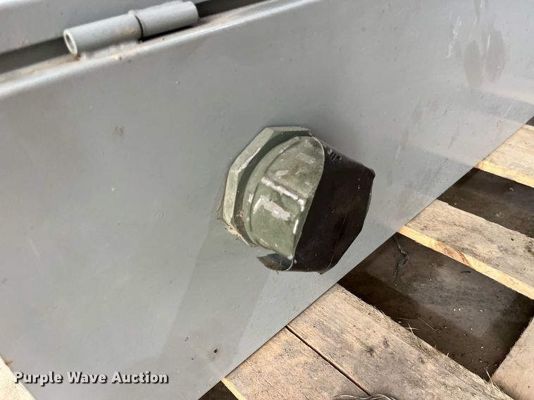 image for item MG9334 Zenith ZTG000A00040F  transfer switch