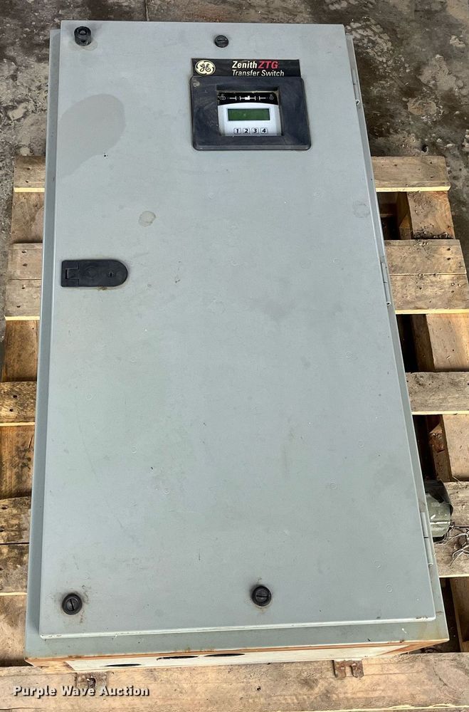 image for item MG9334 Zenith ZTG000A00040F  transfer switch