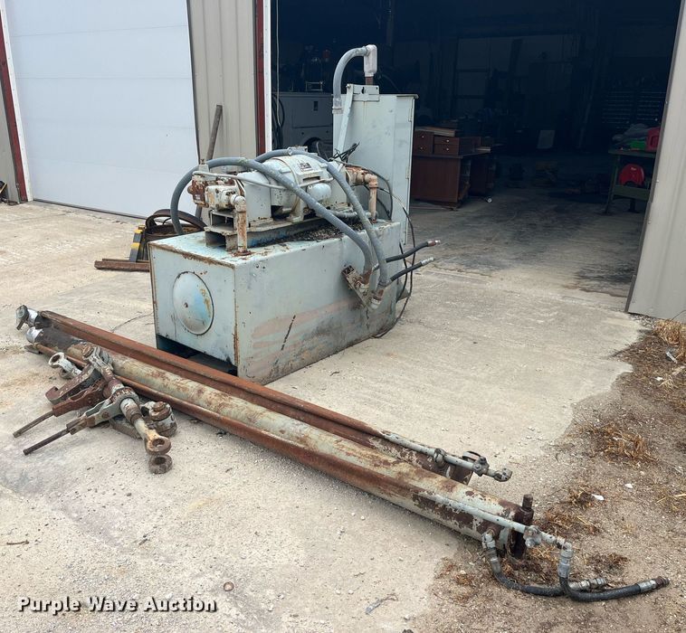 image for item MG9337 Compactor parts