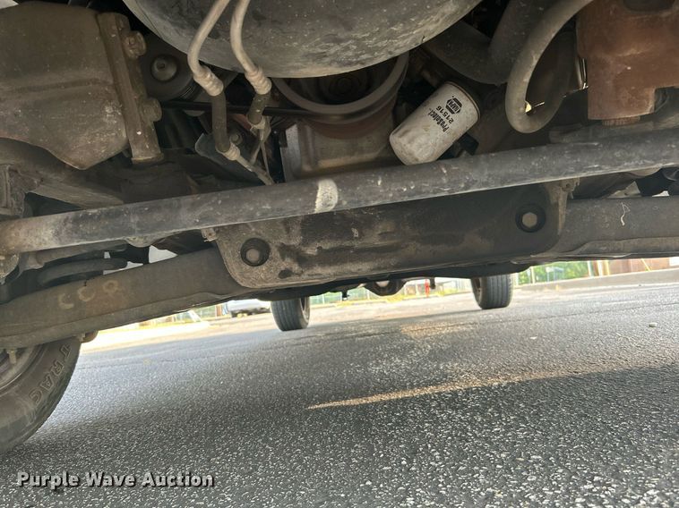 image for item MG9955 2003 Ford F150 XL  pickup truck