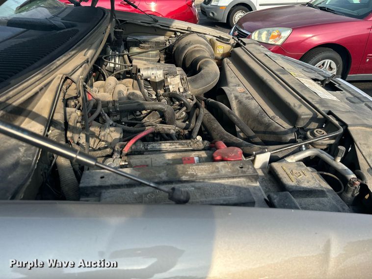 image for item MG9956 2004 Ford F150 XL  pickup truck