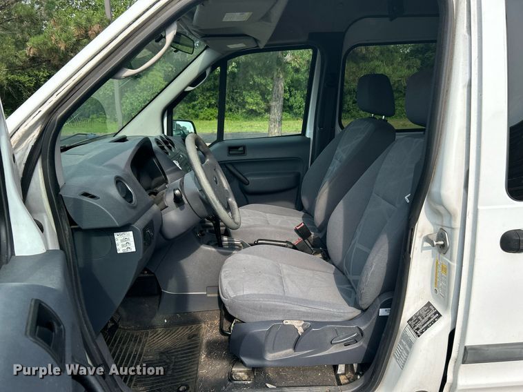 image for item MG9959 2010 Ford Transit Connect  van
