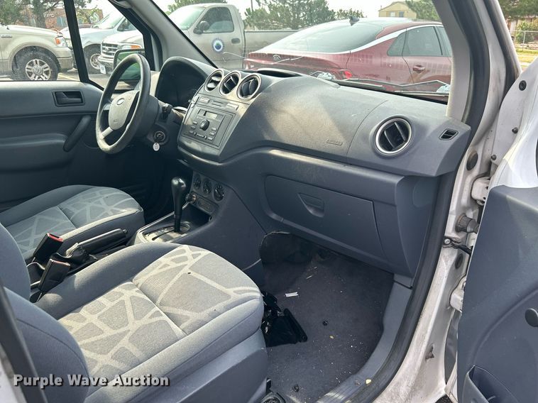 image for item MG9959 2010 Ford Transit Connect  van