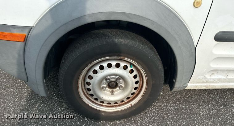 image for item MG9959 2010 Ford Transit Connect  van