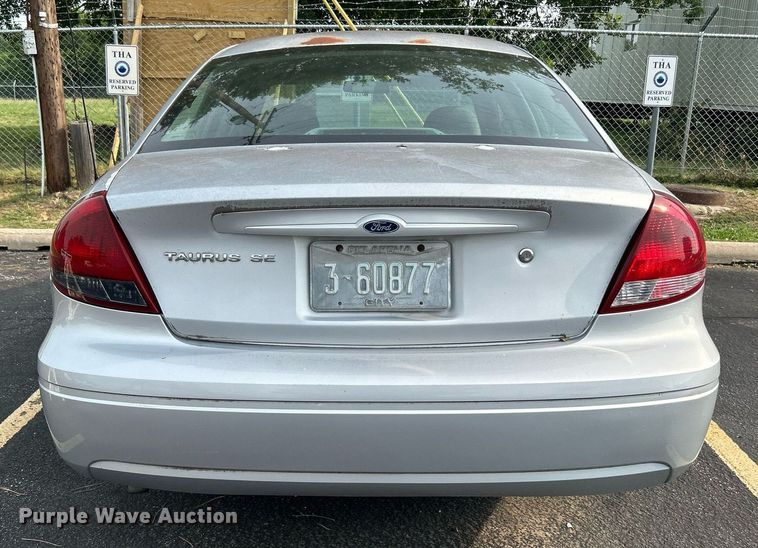 image for item MG9960 2006 Ford Taurus