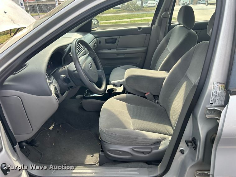 image for item MG9960 2006 Ford Taurus