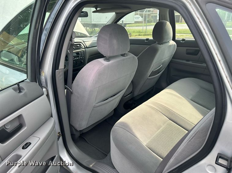 image for item MG9960 2006 Ford Taurus