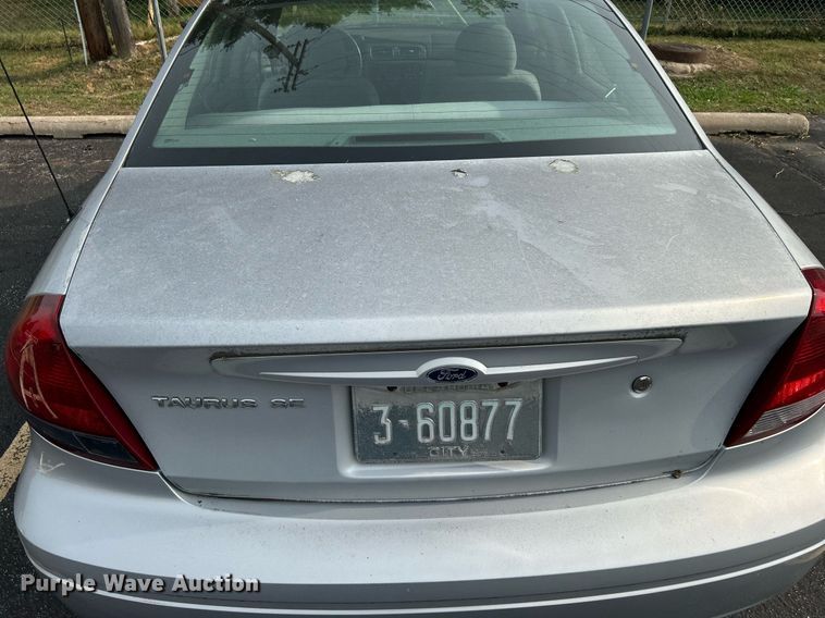 image for item MG9960 2006 Ford Taurus