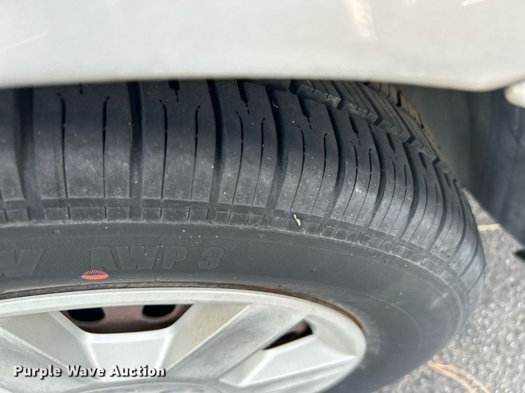 image for item MG9960 2006 Ford Taurus