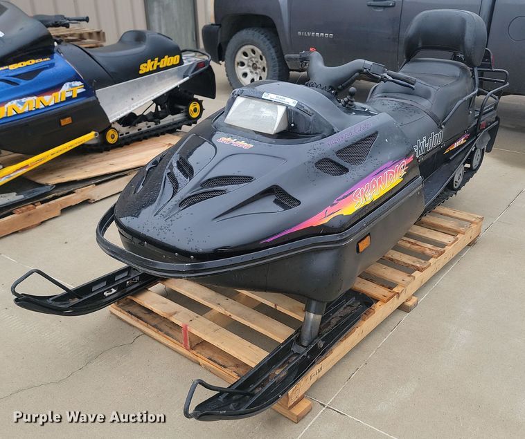 image for item ML9494 1997 Ski-Doo Skandia Rotax 500  snowmobile