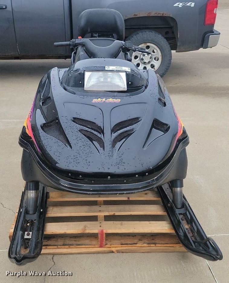 image for item ML9494 1997 Ski-Doo Skandia Rotax 500  snowmobile