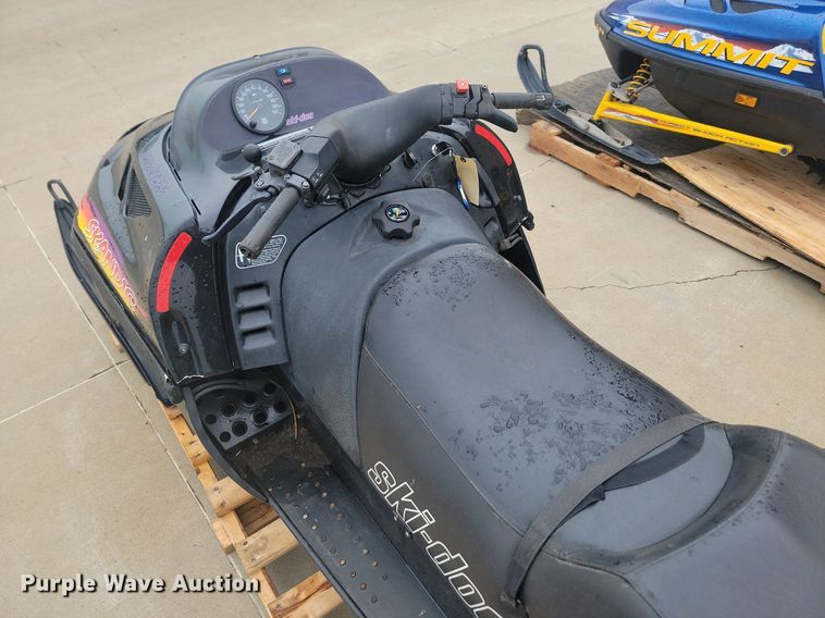 image for item ML9494 1997 Ski-Doo Skandia Rotax 500  snowmobile