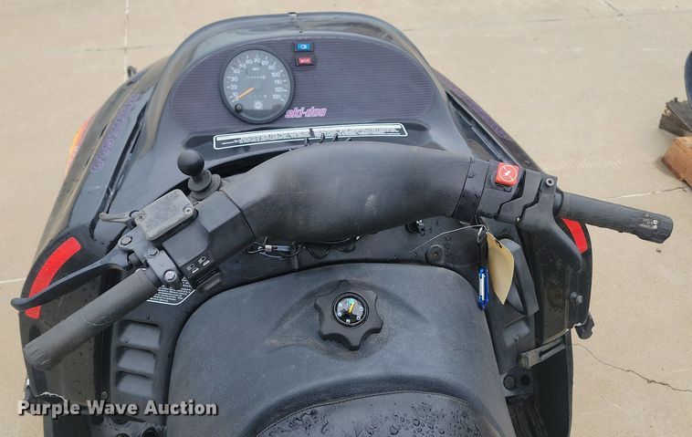 image for item ML9494 1997 Ski-Doo Skandia Rotax 500  snowmobile