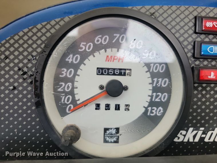 image for item ML9495 1999 Ski-Doo Summit Rotax 500  snowmobile