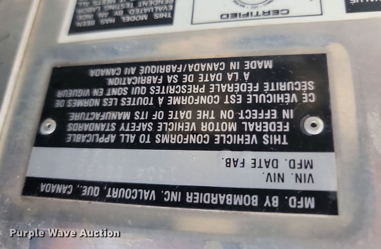 image for item ML9495 1999 Ski-Doo Summit Rotax 500  snowmobile