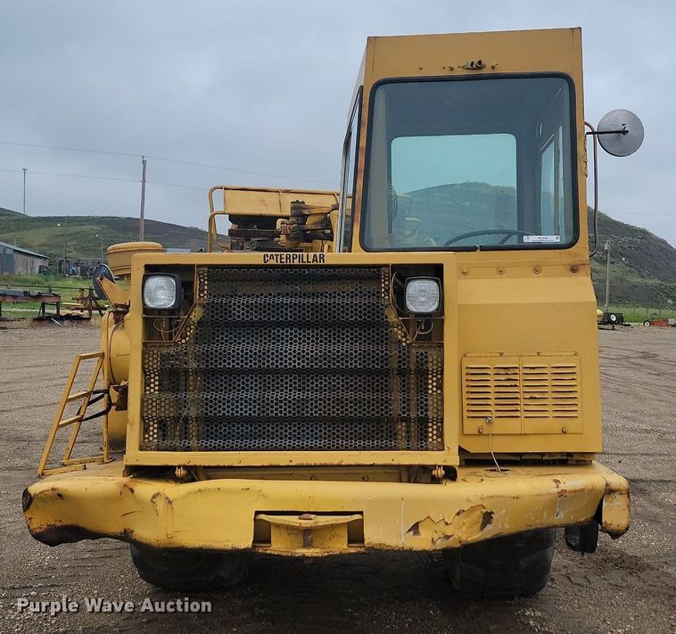 image for item ML9496 1984 Caterpillar 613B  elevating scraper