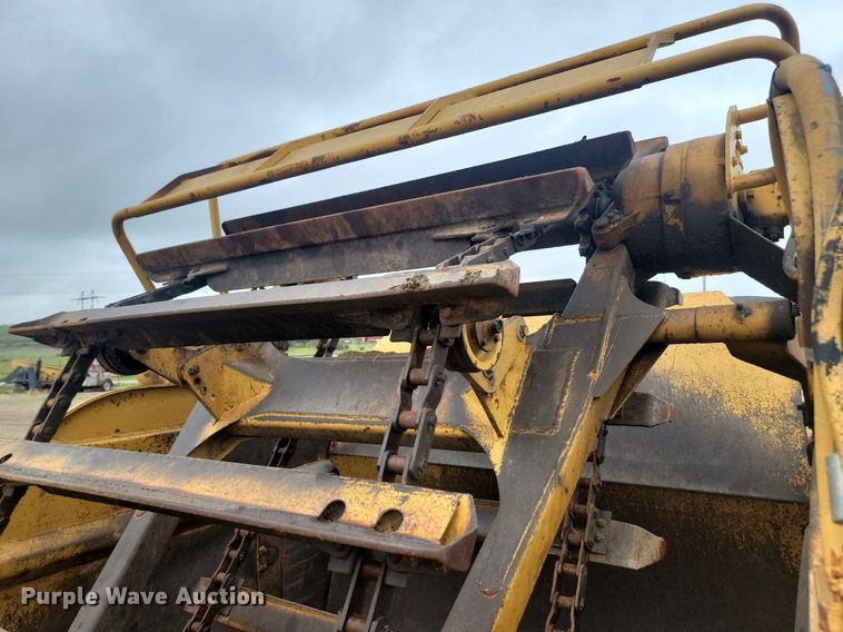 image for item ML9496 1984 Caterpillar 613B  elevating scraper
