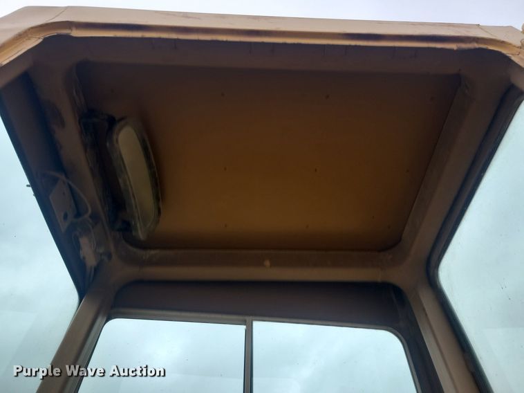 image for item ML9496 1984 Caterpillar 613B  elevating scraper