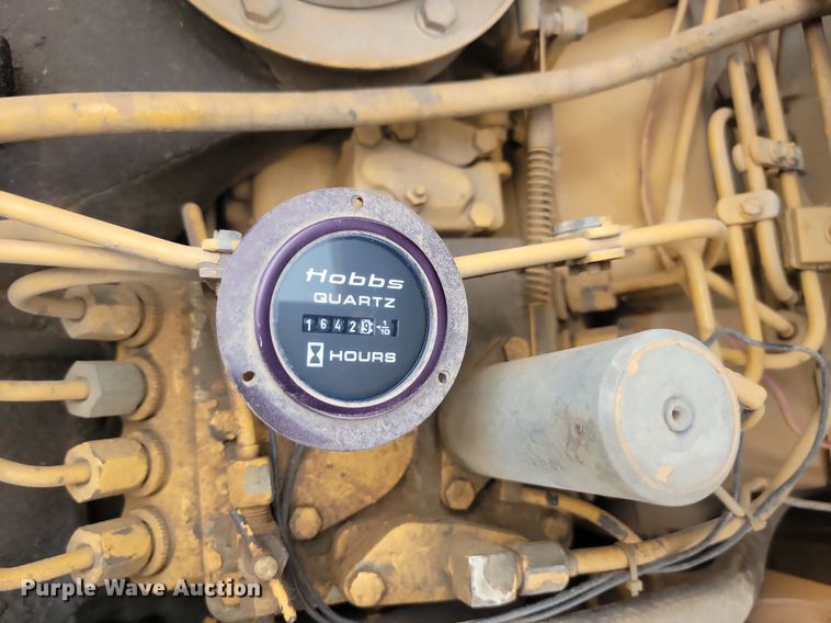 image for item ML9496 1984 Caterpillar 613B  elevating scraper