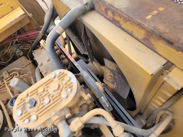 image for item ML9496 1984 Caterpillar 613B  elevating scraper