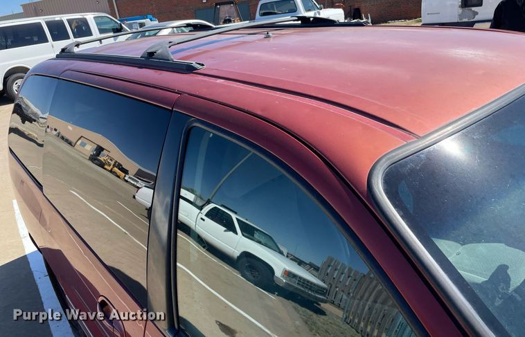 image for item MS9735 2003 Ford Windstar SE  van