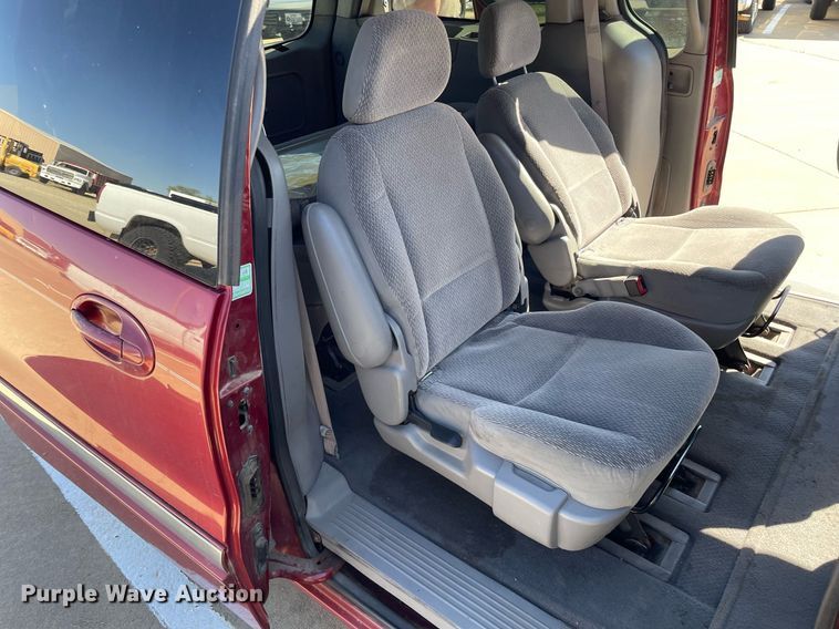 image for item MS9735 2003 Ford Windstar SE  van