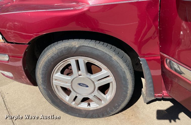 image for item MS9735 2003 Ford Windstar SE  van