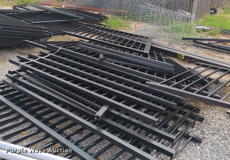 image for item MY9400 Fencing materials