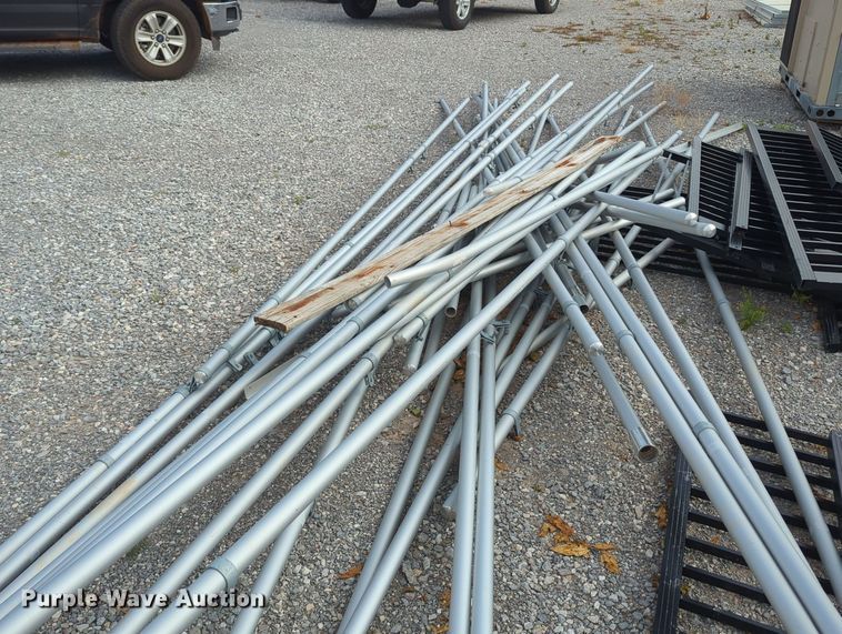 image for item MY9400 Fencing materials