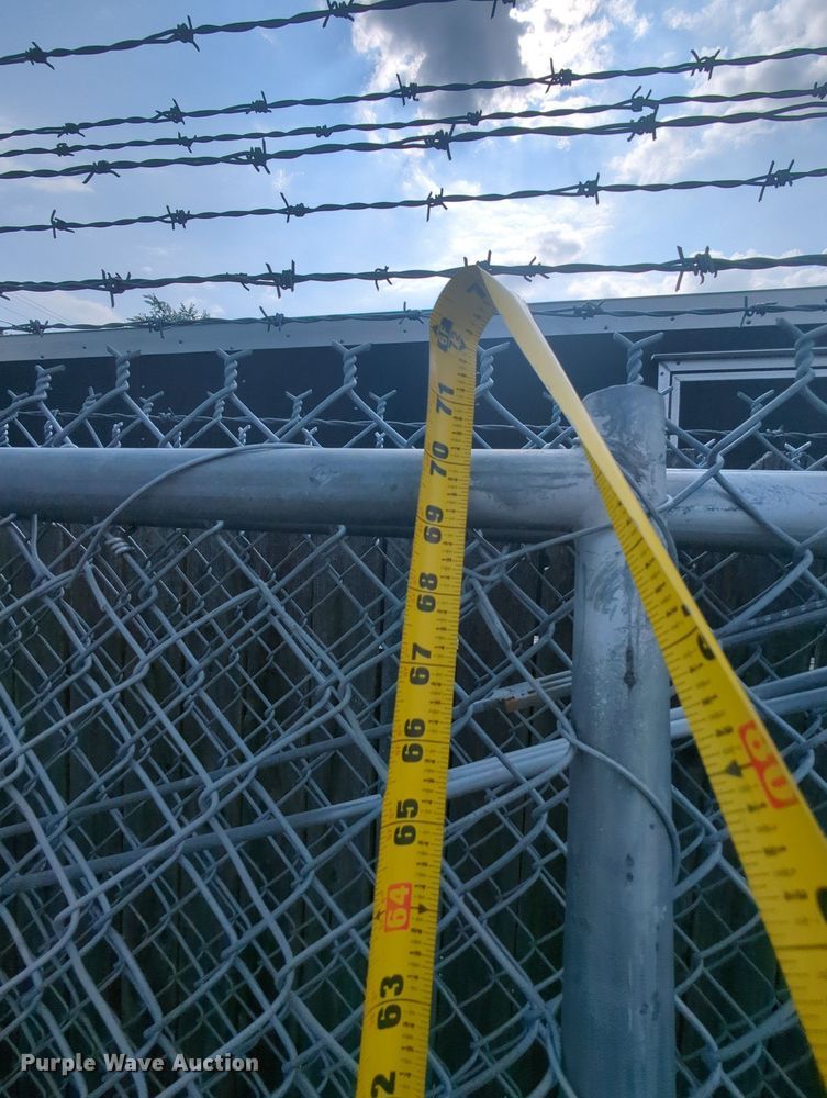 image for item MY9400 Fencing materials