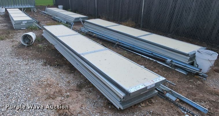 image for item MY9401 (6) garage doors