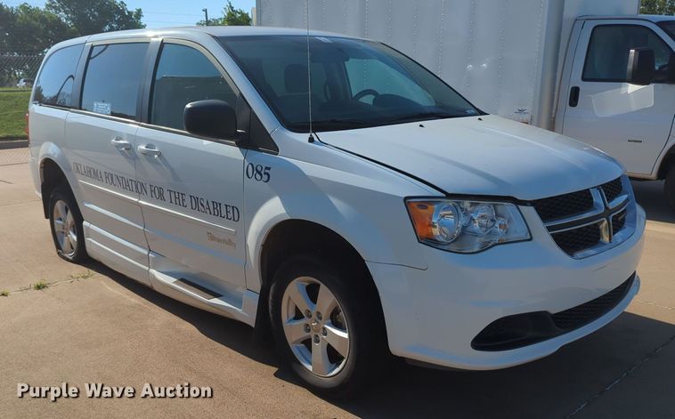 image for item MY9414 2015 Dodge Grand Caravan  handicap accessible van