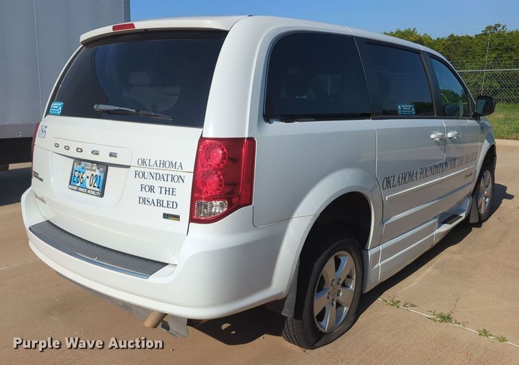 image for item MY9414 2015 Dodge Grand Caravan  handicap accessible van