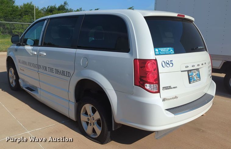 image for item MY9414 2015 Dodge Grand Caravan  handicap accessible van