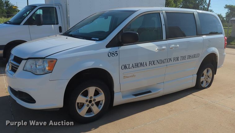 image for item MY9414 2015 Dodge Grand Caravan  handicap accessible van