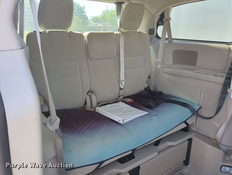 image for item MY9414 2015 Dodge Grand Caravan  handicap accessible van