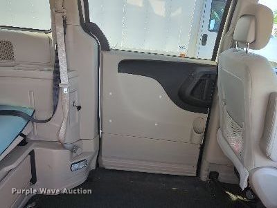 image for item MY9414 2015 Dodge Grand Caravan  handicap accessible van