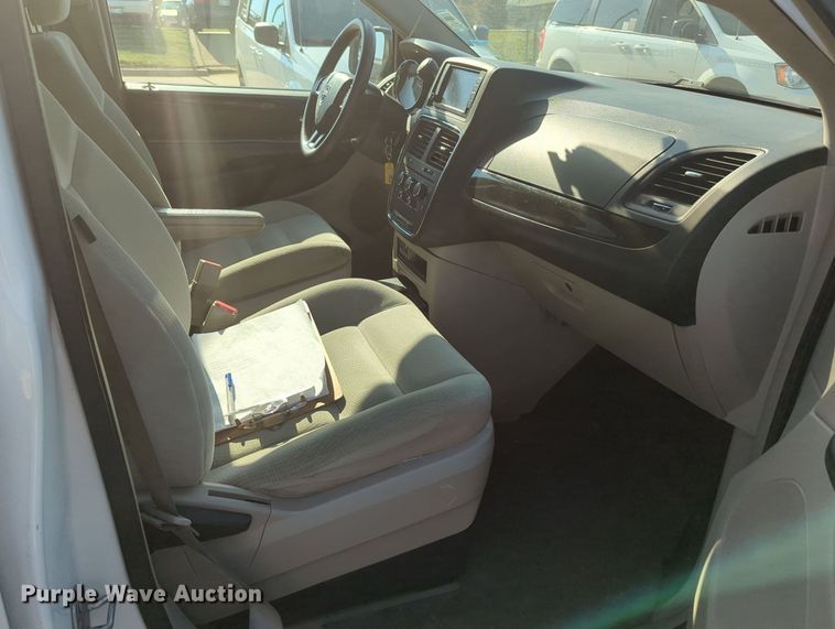 image for item MY9415 2017 Dodge Grand Caravan  handicap accessible van