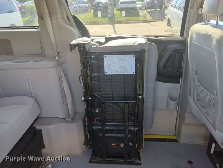 image for item MY9415 2017 Dodge Grand Caravan  handicap accessible van