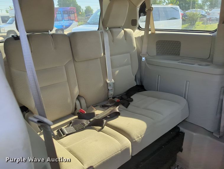 image for item MY9415 2017 Dodge Grand Caravan  handicap accessible van