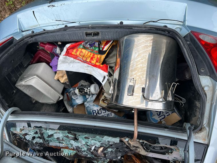 image for item MY9792 2005 Hyundai Accent