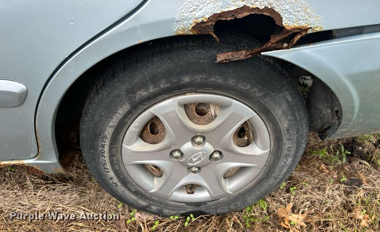 image for item MY9792 2005 Hyundai Accent