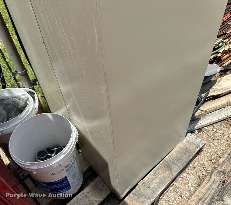 image for item NE9001 (2) four drawer filing cabinets