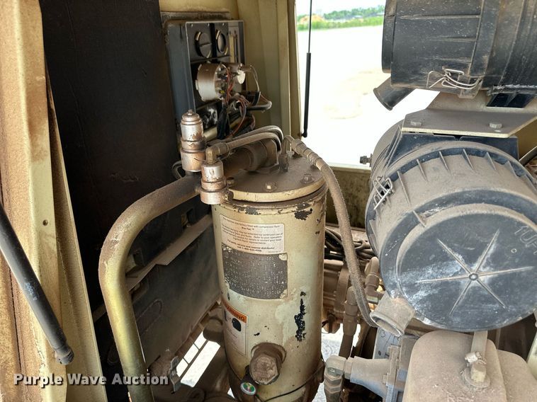 image for item NE9004 Ingersoll Rand 185  air compressor