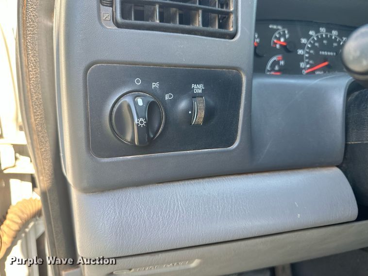 image for item NE9020 2000 Ford F250 Super Duty  SuperCab pickup truck