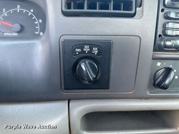 image for item NE9020 2000 Ford F250 Super Duty  SuperCab pickup truck