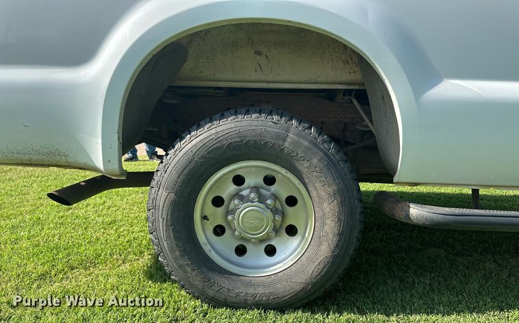 image for item NE9020 2000 Ford F250 Super Duty  SuperCab pickup truck