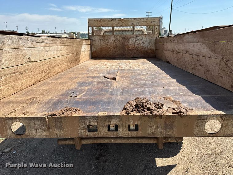 image for item NE9022 1995 Ford F700  dump flatbed truck