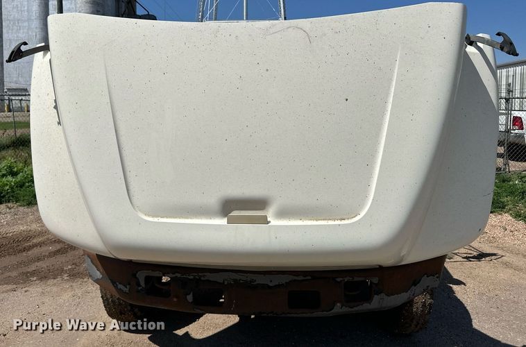 image for item NE9022 1995 Ford F700  dump flatbed truck