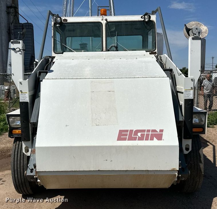 image for item NE9024 2007 Elgin Pelican  street sweeper truck